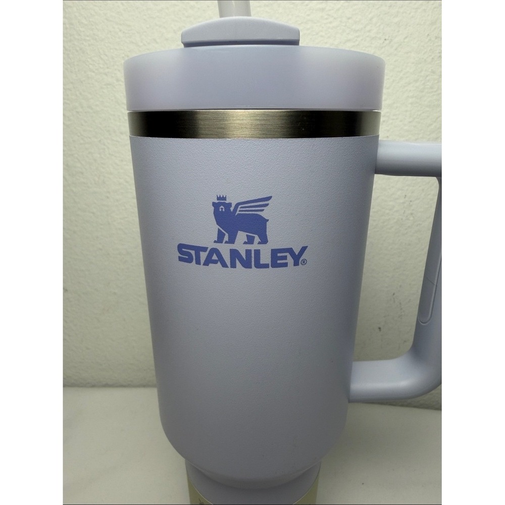 Stanley Classic Light purple Travel Tumbler with Handle 40 oz - Picture 8 of 8